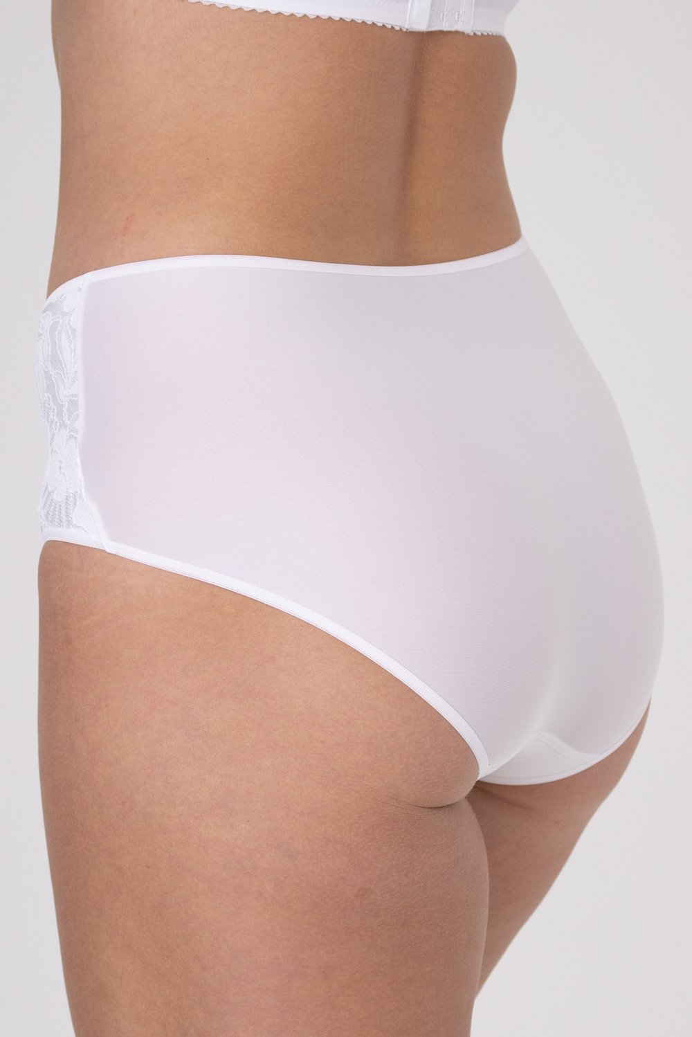 Jacquard & Lace trosa