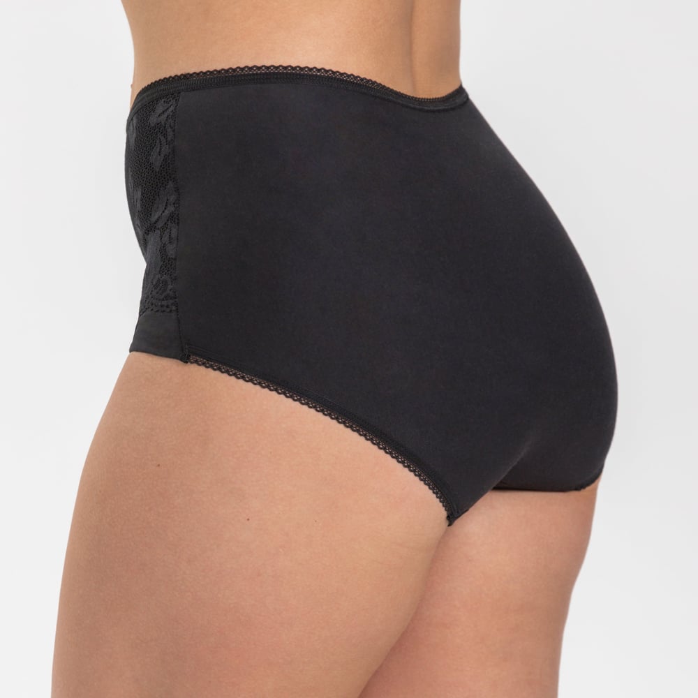 Lovely Lace panty girdle