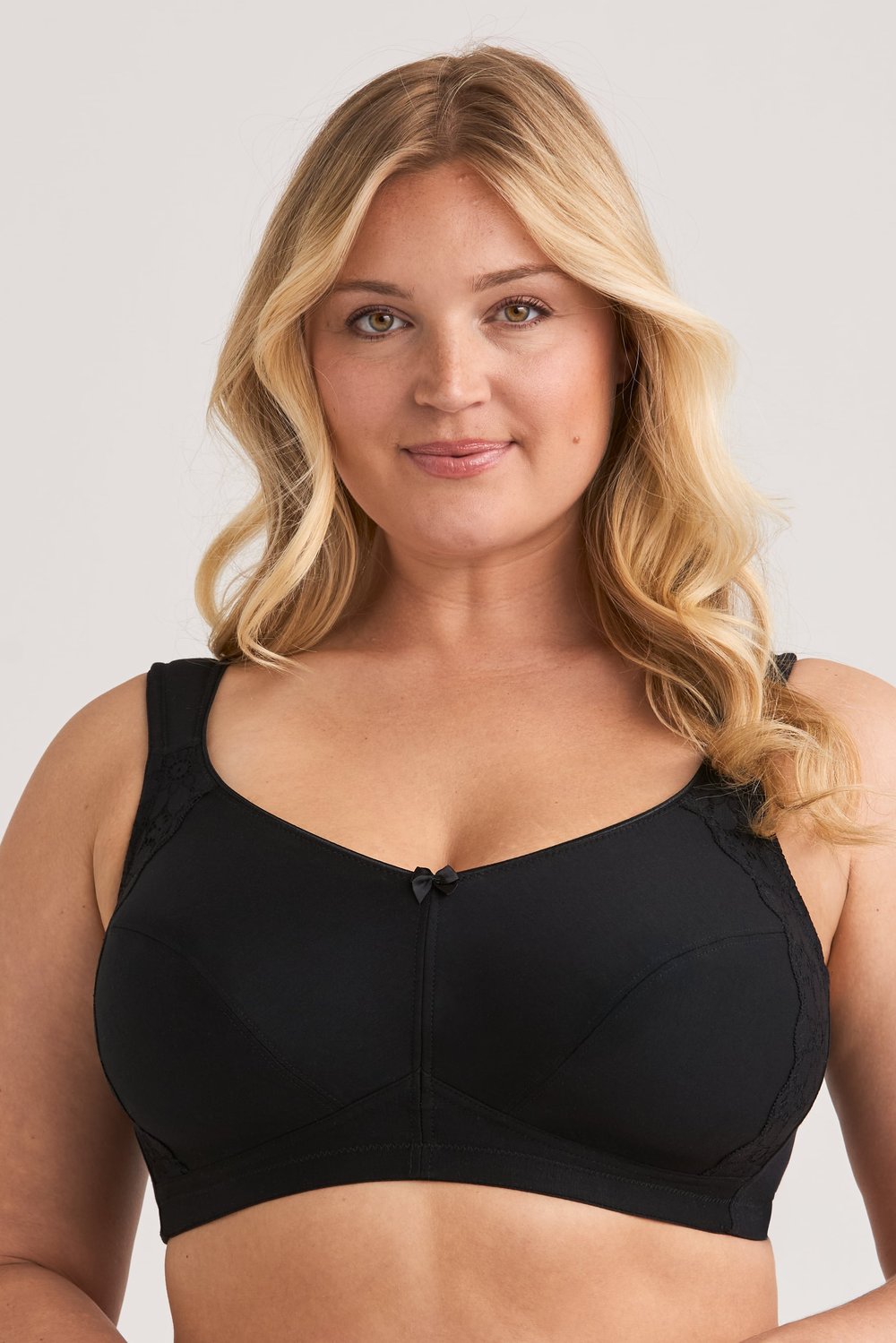 Soutien-gorge pour prothèse AVA