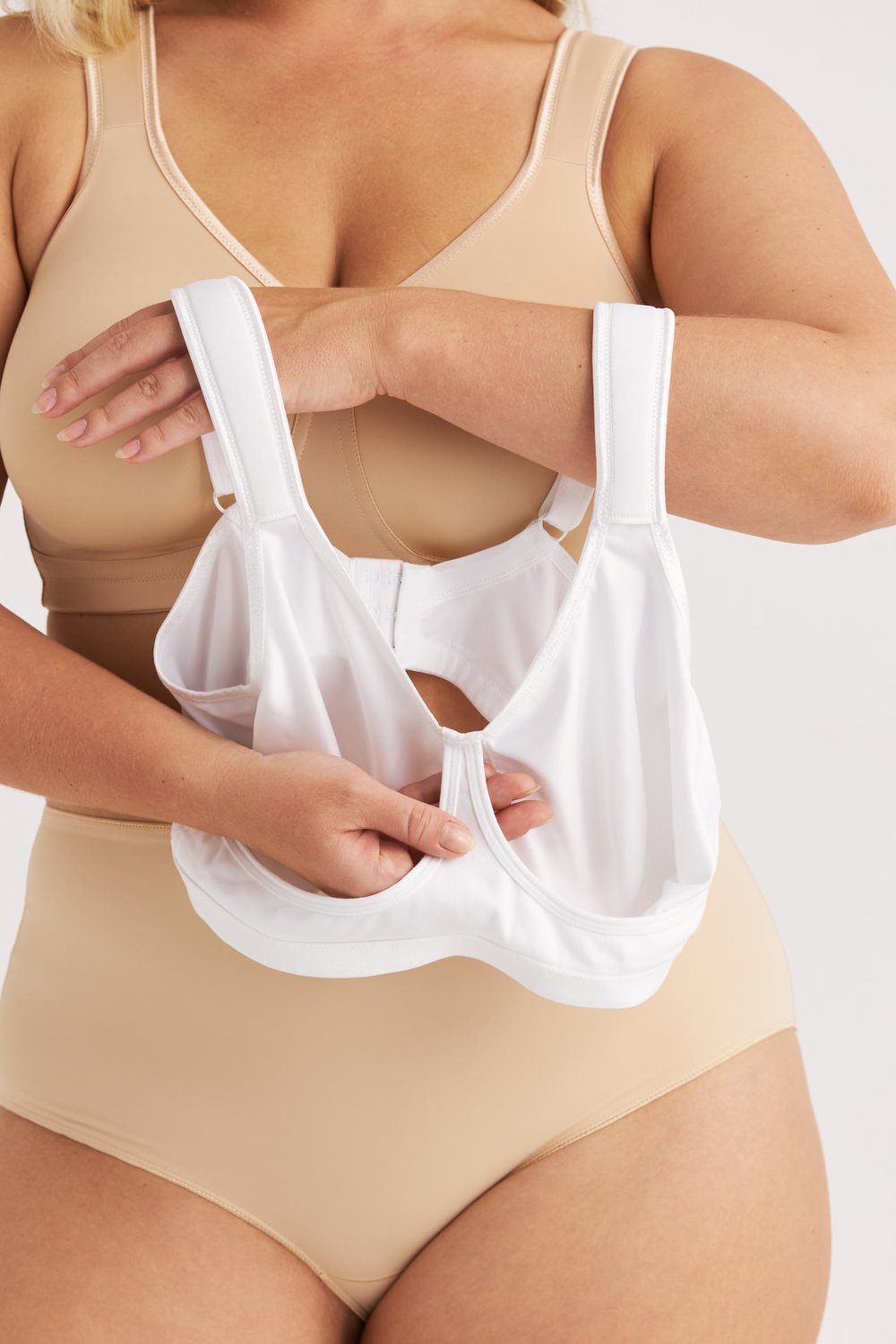 Smooth Divide bra