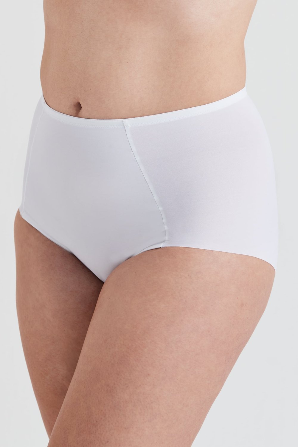 Smooth Edge Maxi Panty