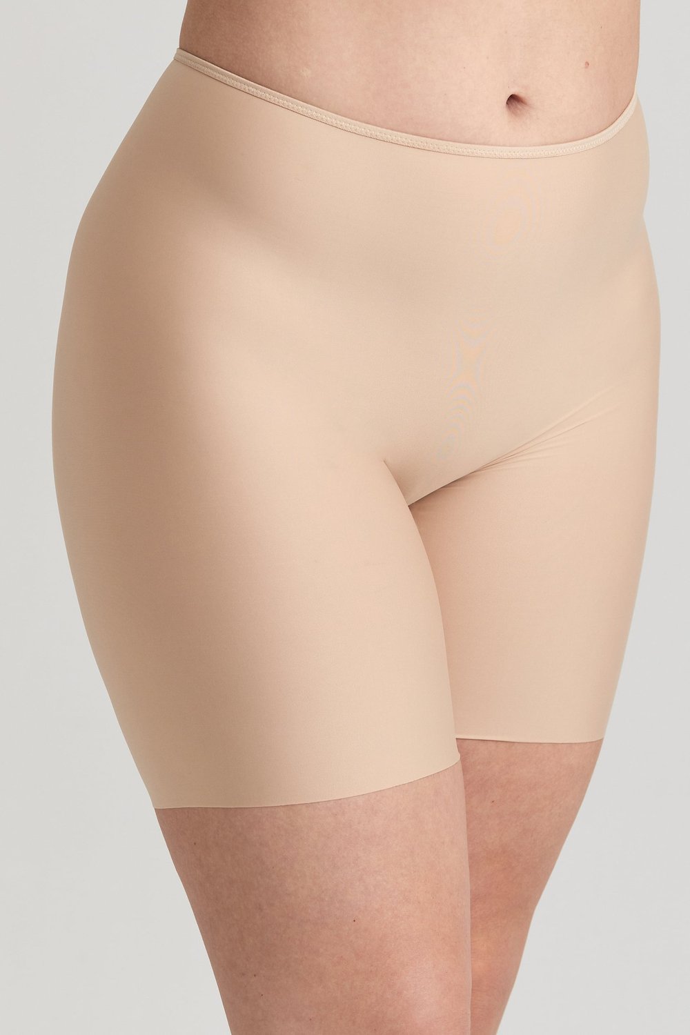 Cool Sensation panty with long legs