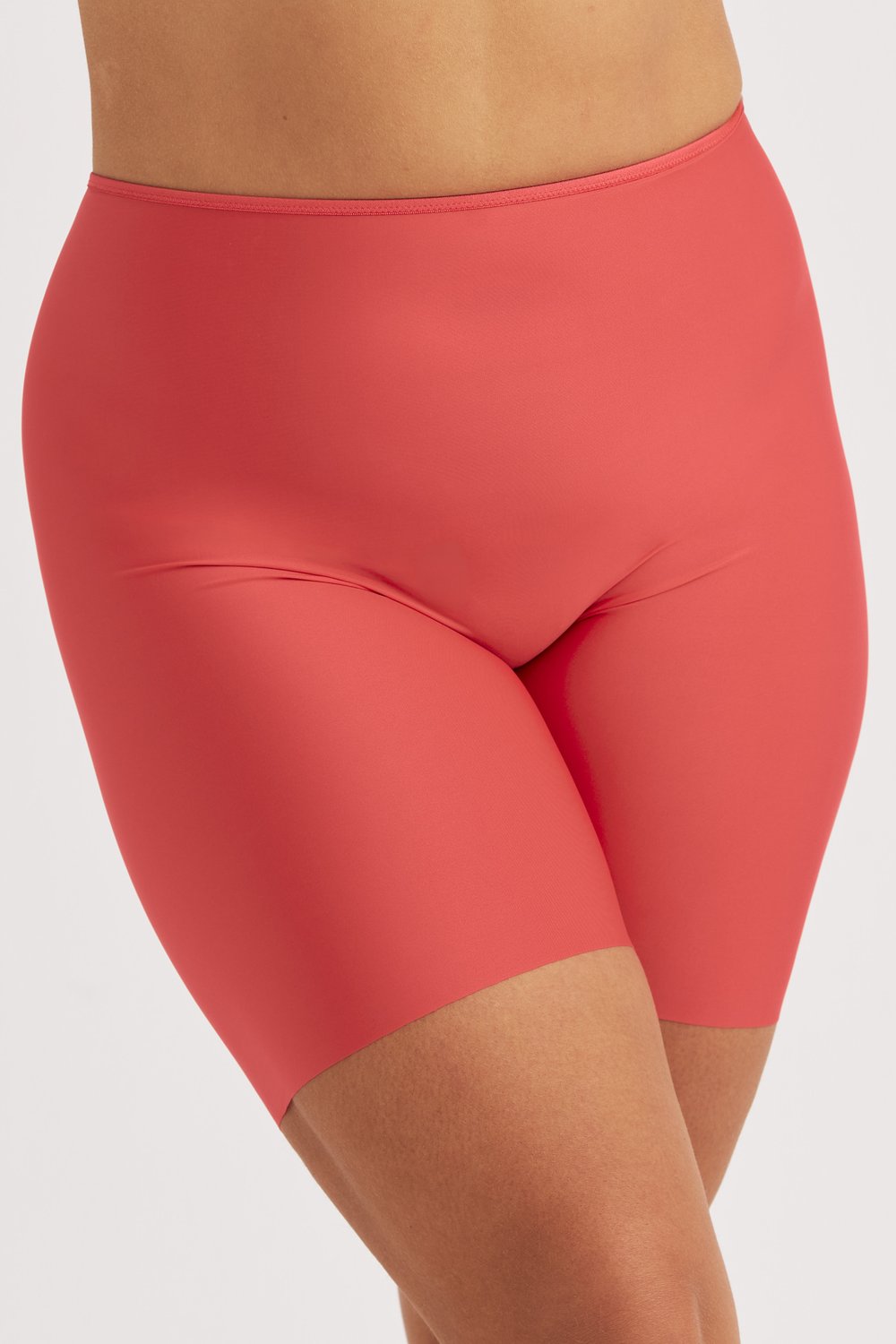 Cool Sensation panty with long legs