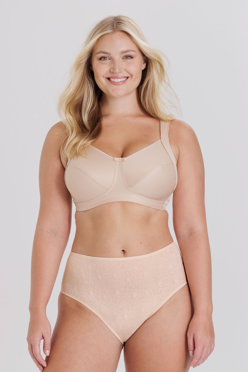 Invisible Lace midi briefs