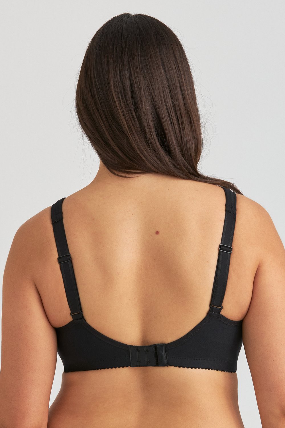 Broderie Anglaise bra