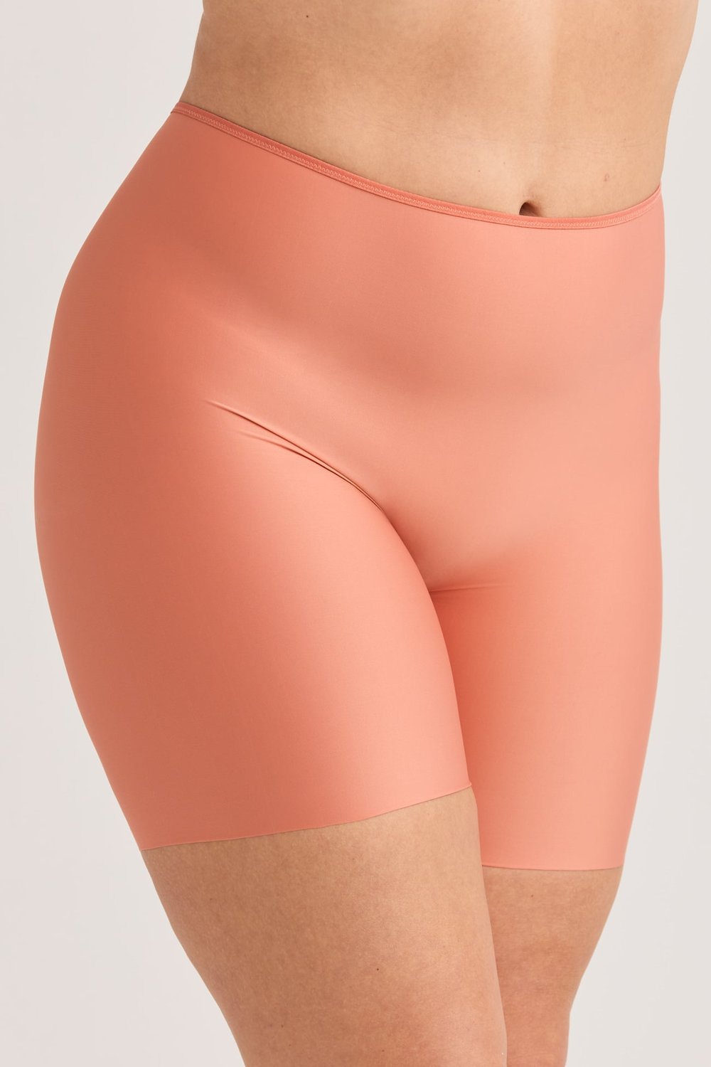 Cool Sensation panty with long legs