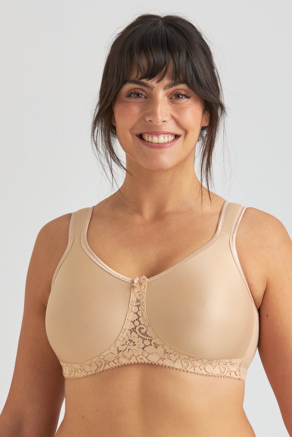 Smooth Lacy T-shirt bra