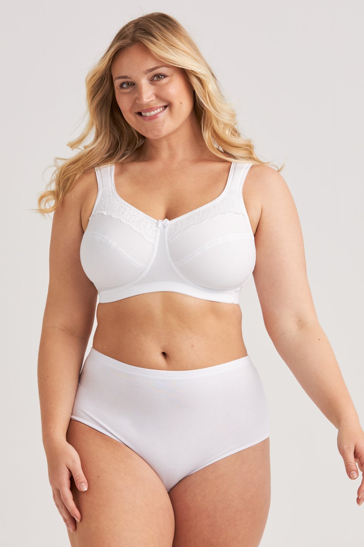 Cotton Now minimizer bra