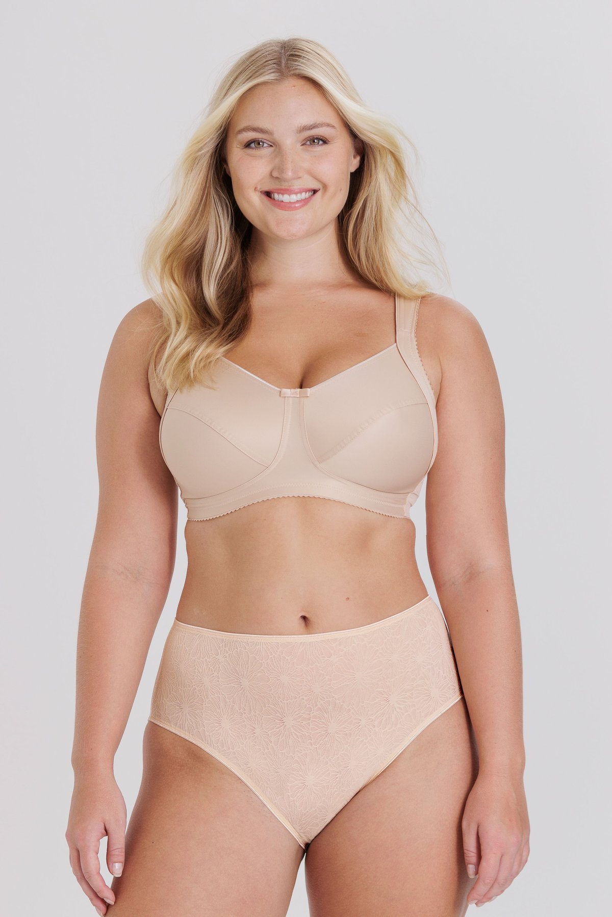 Invisible Lace midi briefs