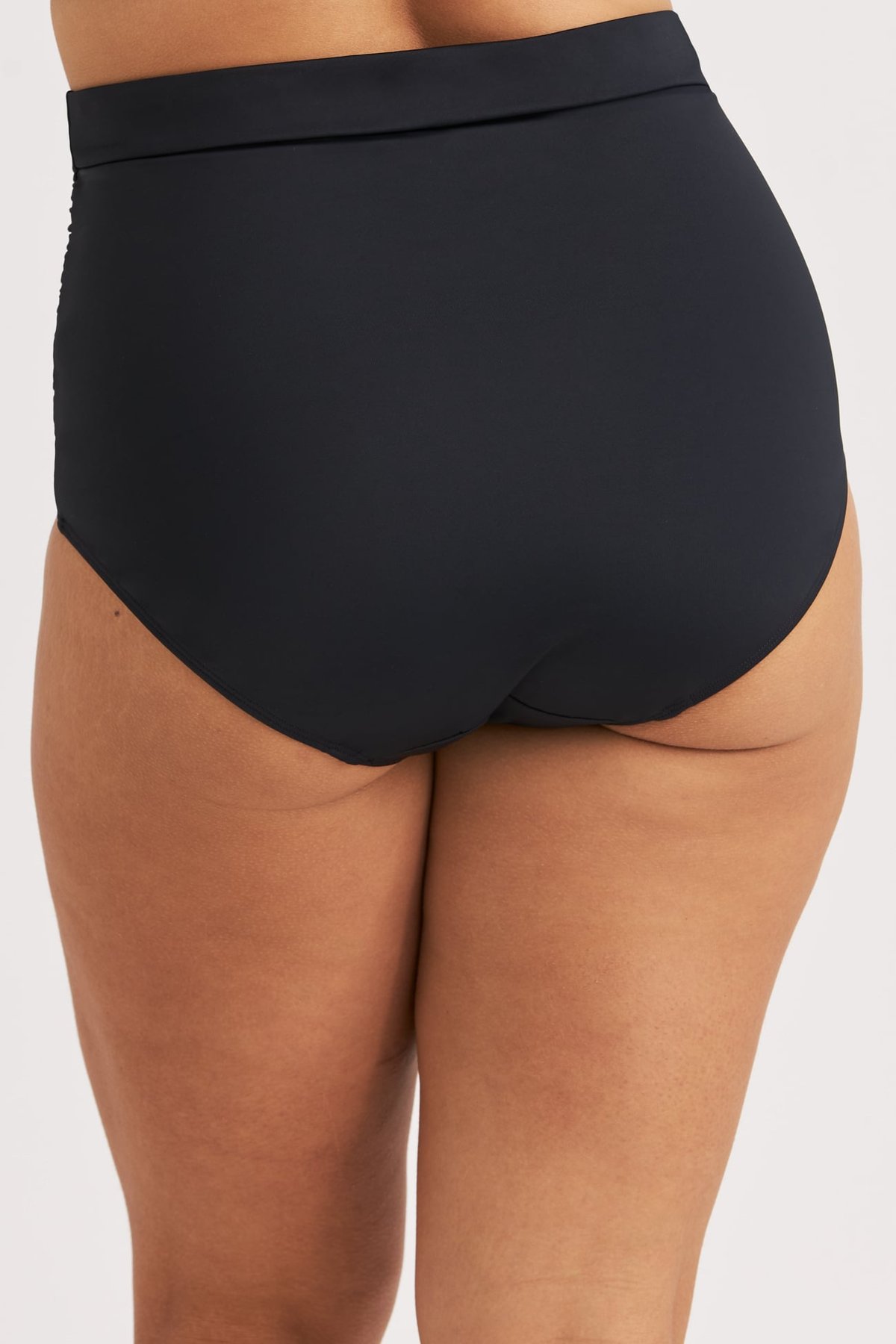 Maya bikini panty with extra high waist