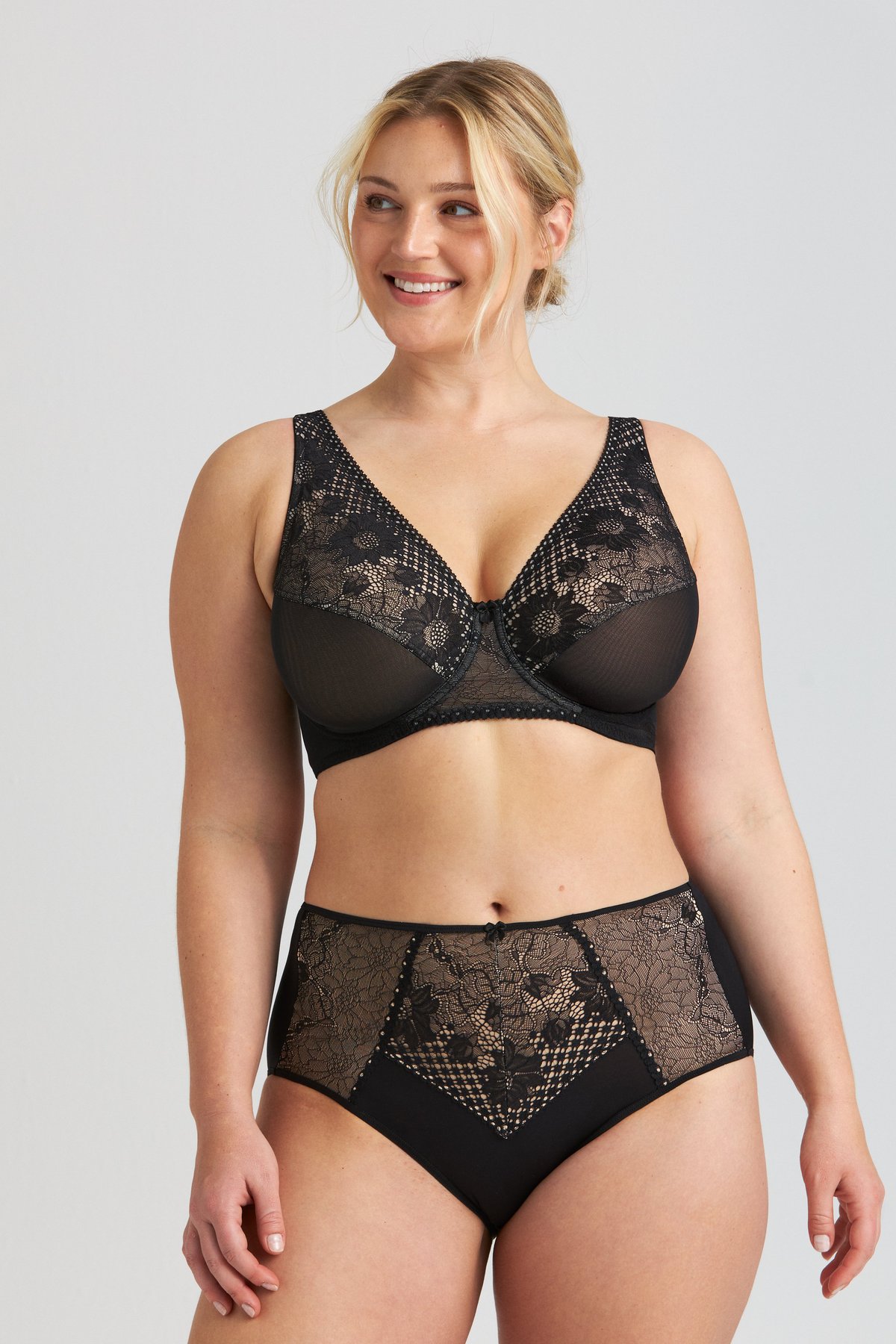 Lace Charm maxi panty