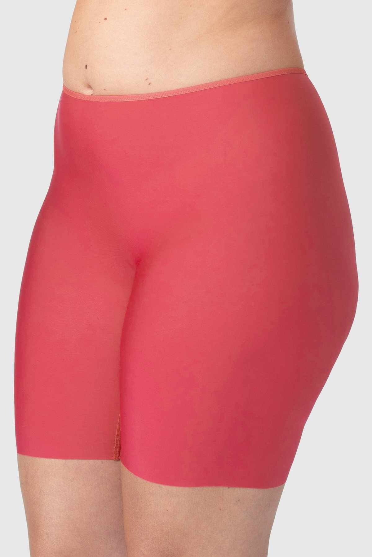 Cool Sensation panty with long legs