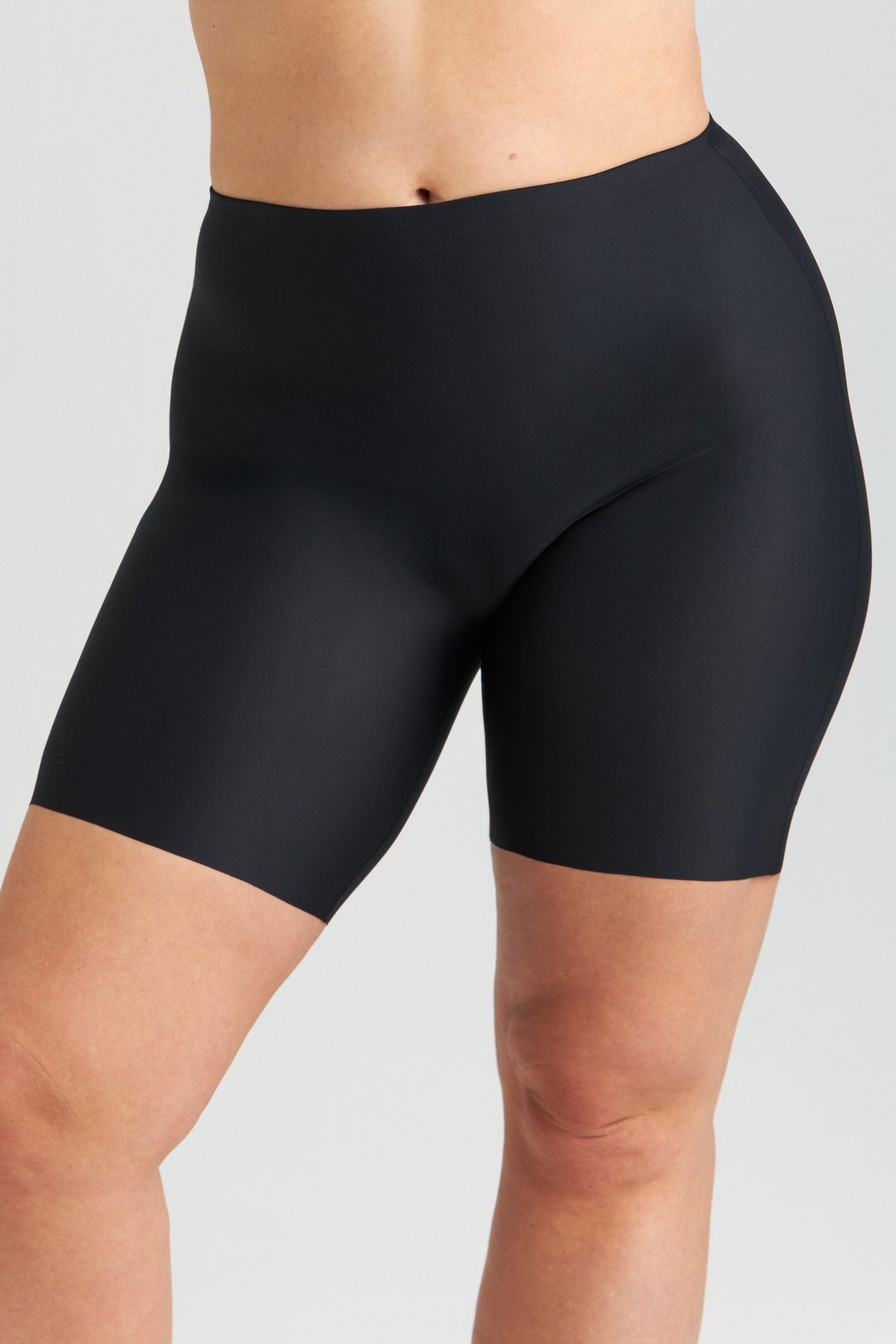 4-pack Cool Sensation panty with long legs - Front-Lined black