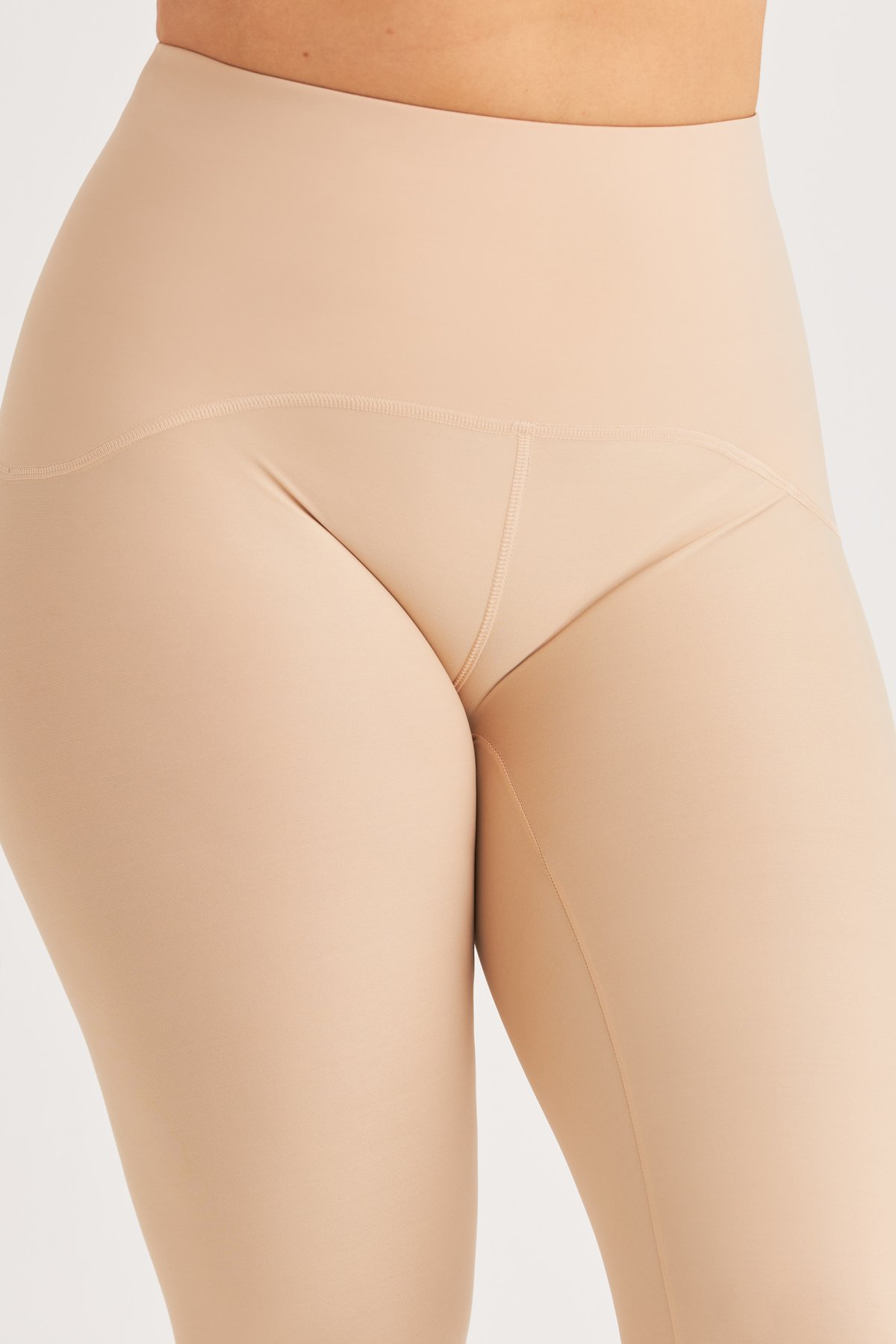 Keep Fresh Light Shaping Ankle-length Panty