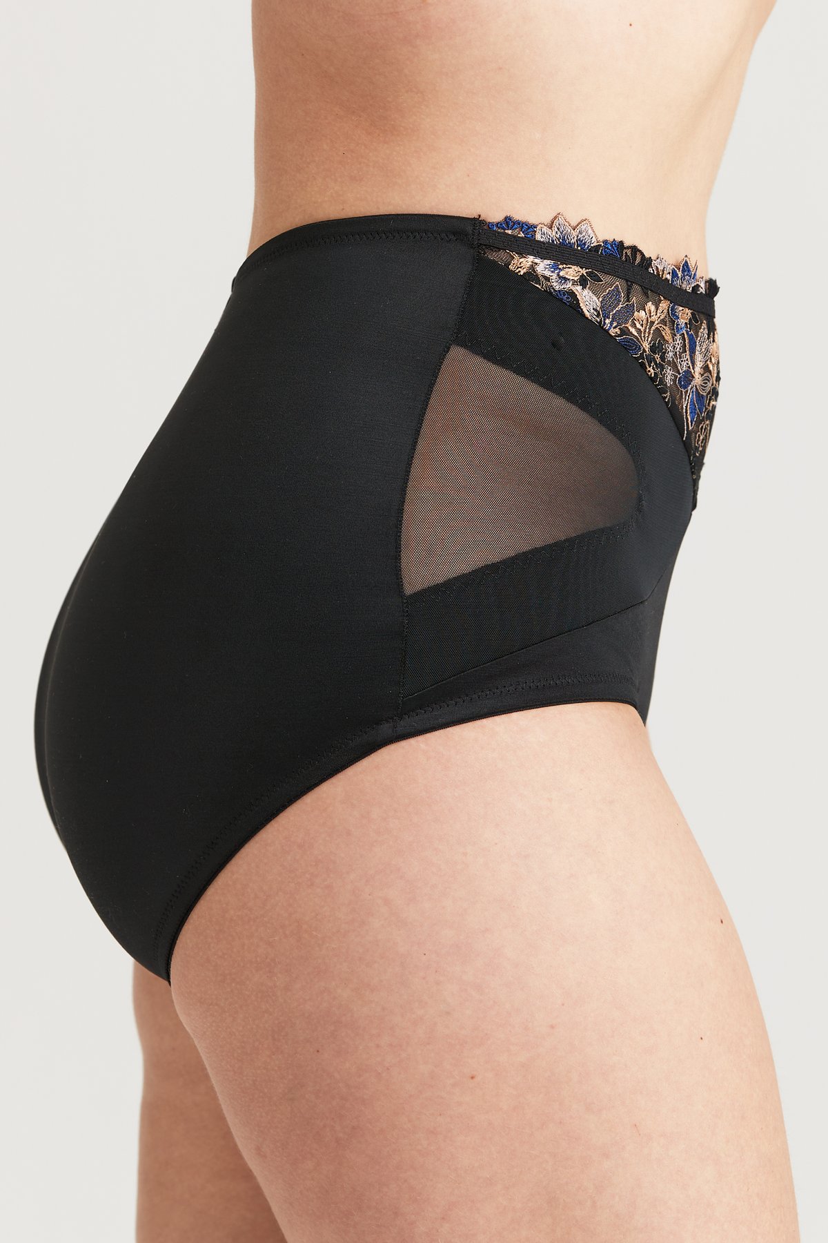 Embroidered Dreams panty girdle