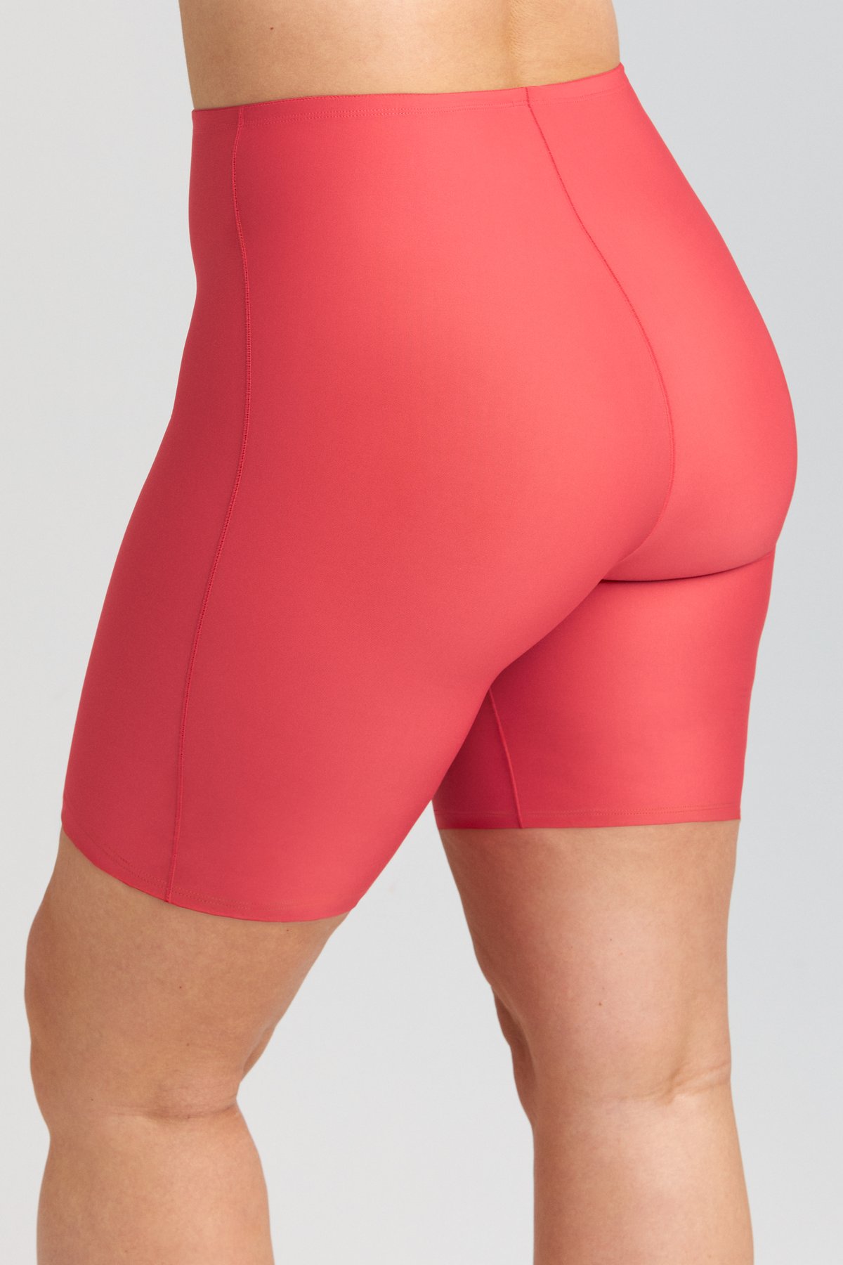 Cool Sensation panty with long legs & hem seam - Front-Lined