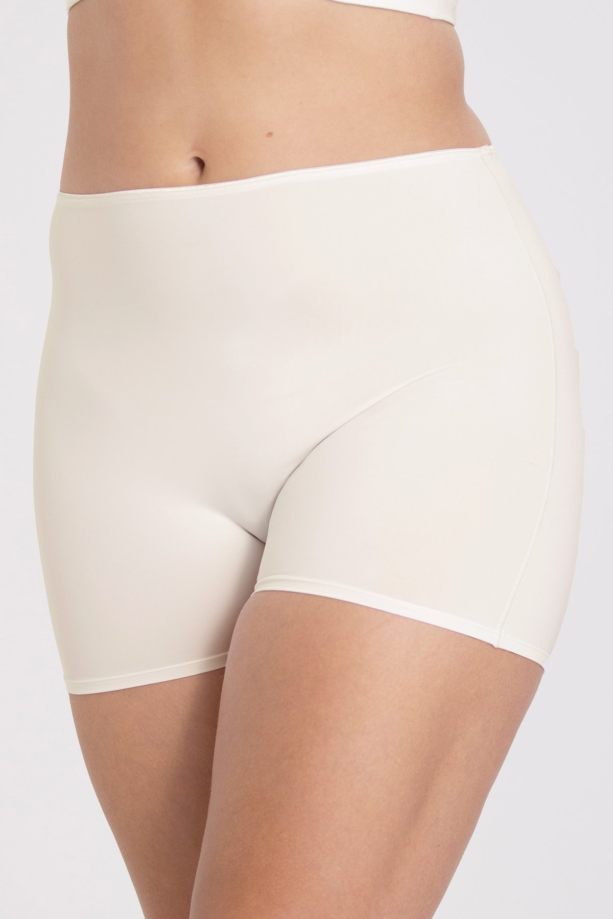 4-pack Recycled Comfort shorty panty champagne