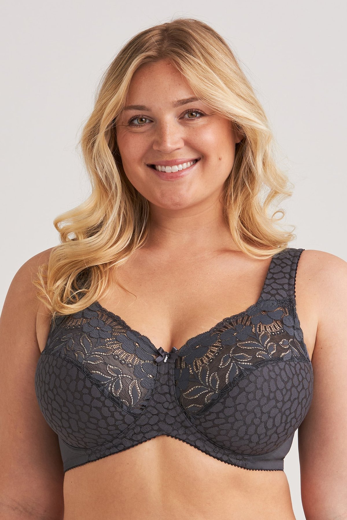 Jacquard & Lace Minimizer bra