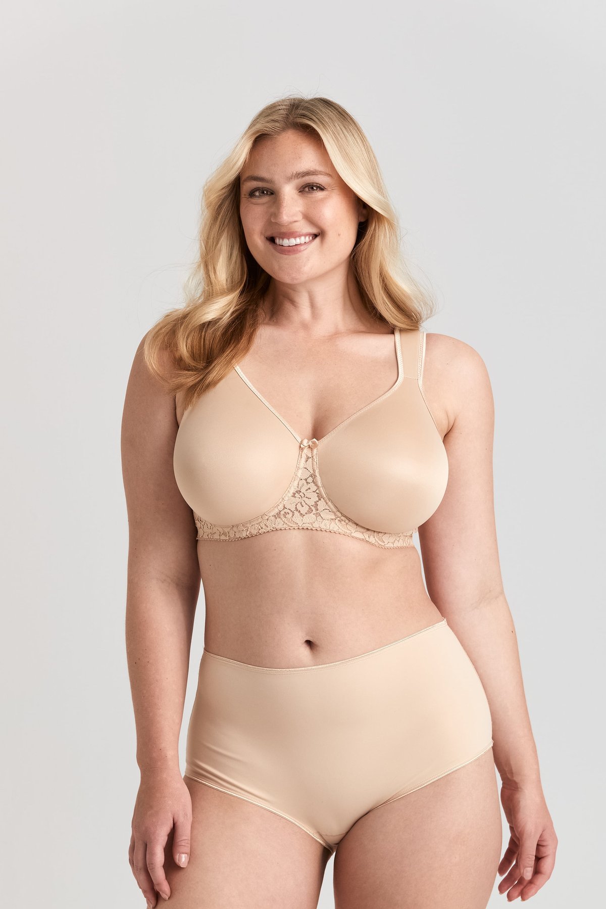 Smooth Lacy T-shirt bra