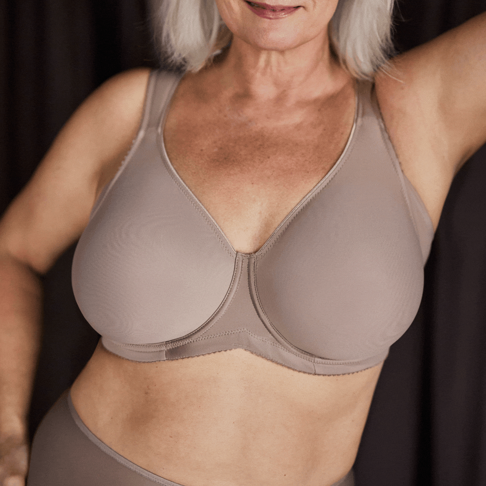 Stay Fresh underwired bra with side wing taupe